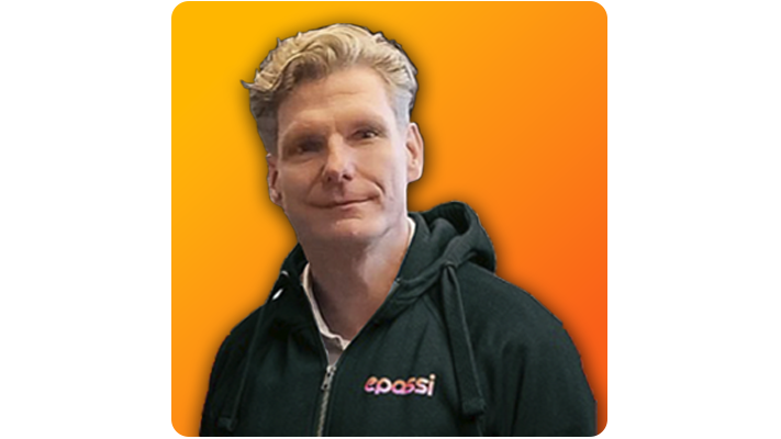 AW_Hoodie_2026_rounded16-9