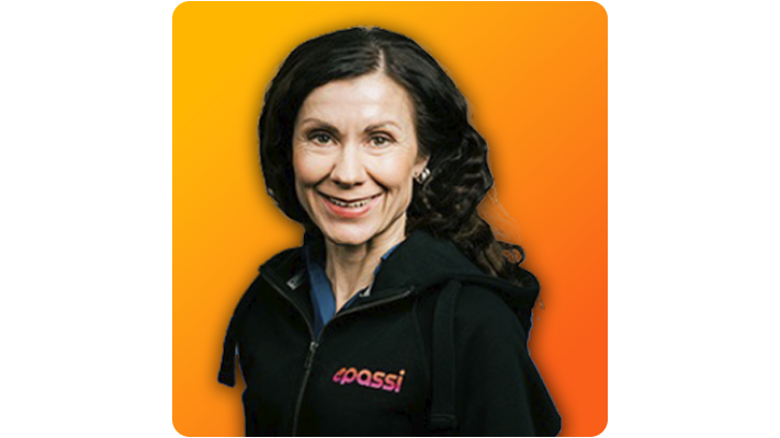 Henna_Hoodie_2026_rounded16-9