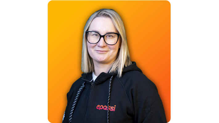 Selma_Hoodie_2026_rounded16-9