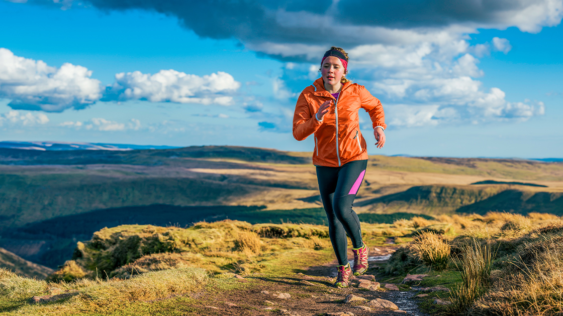 woman-running-hill-16-9-1120x630px