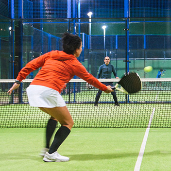 sport-padel-nighttime-doubles-bento-small
